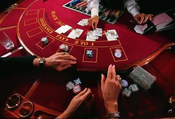 Bonanza Slot Live Casino Blackjack strategi kartu dealer live streaming langsung